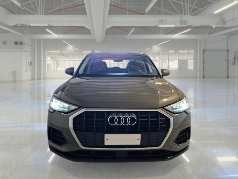 AUDI Q3 35 TDI S tronic Business