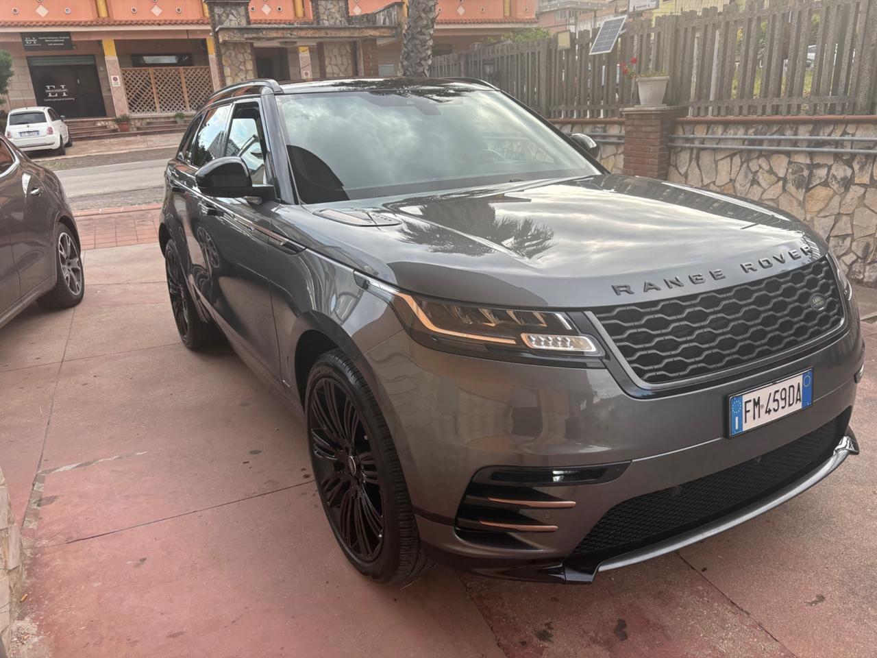 Land Rover Range Rover Velar Range Rover Velar 2.0D I4 180 CV R-Dynamic HSE