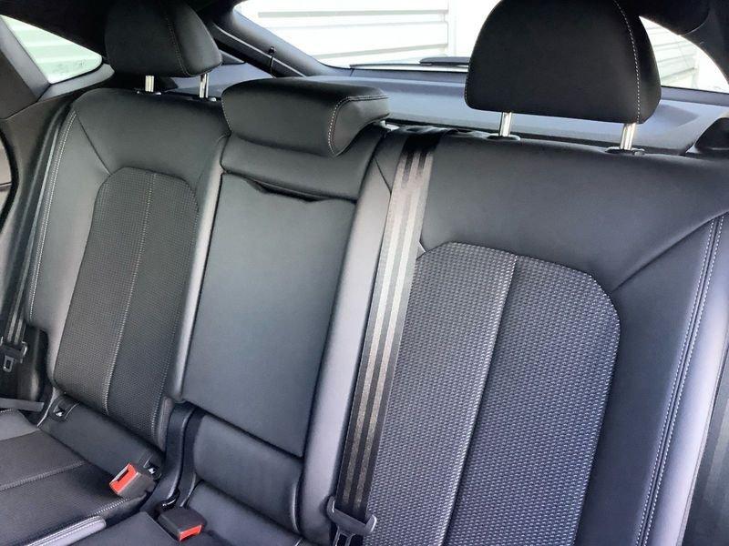 Audi Q3 SPB 35 TDI quattro S line Black Plus 19" Matrix Led Camera