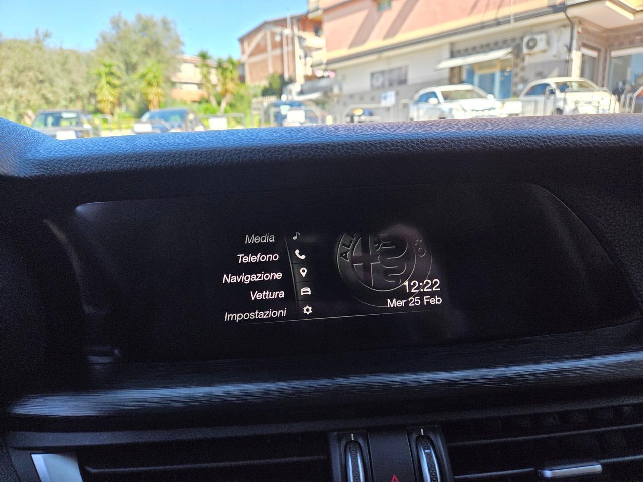 Alfa Romeo Stelvio 2.2 Turbodiesel AT8 RWD Executive