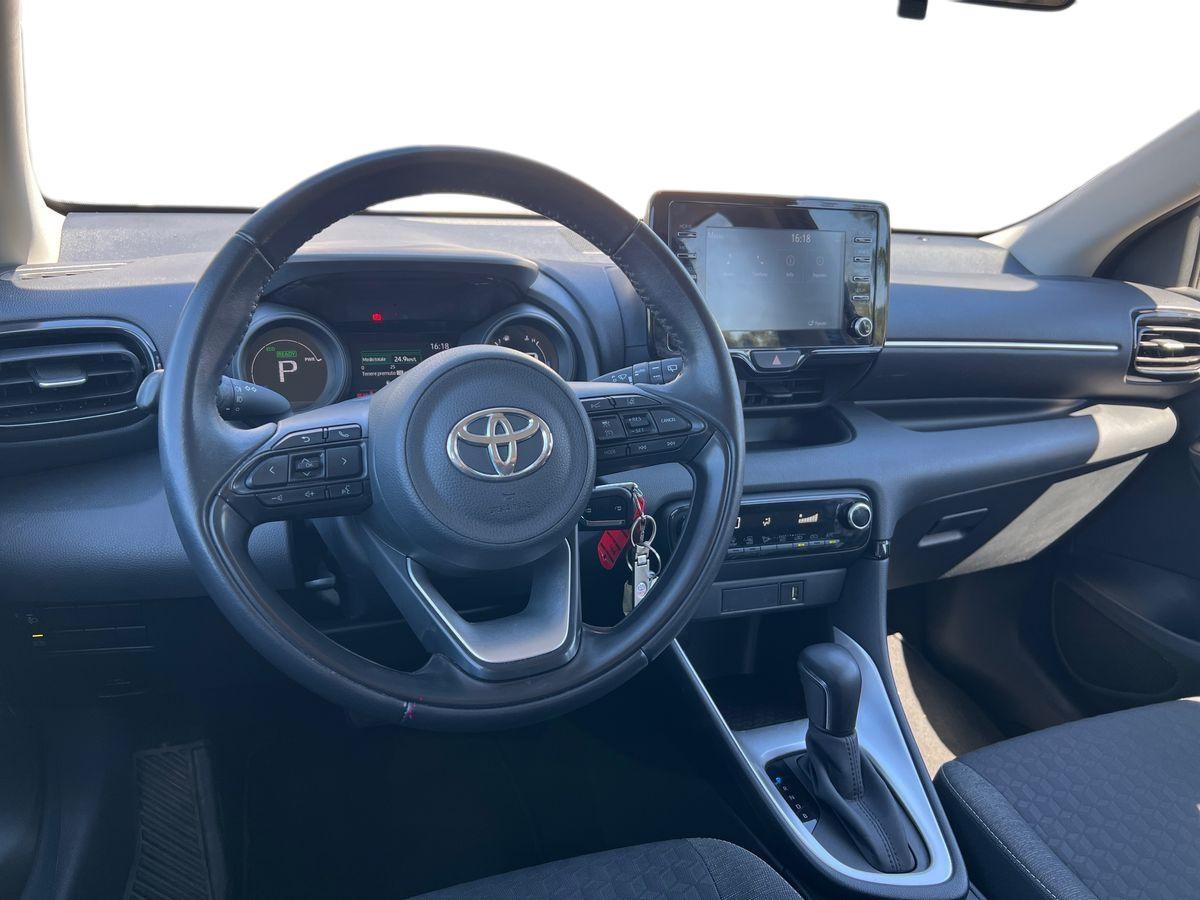 TOYOTA Yaris 4ª serie - Yaris 1.5 Hybrid 5 porte Trend