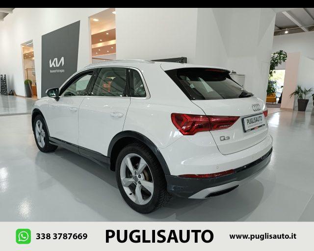 AUDI Q3 35 TDI S tronic Business Advanced