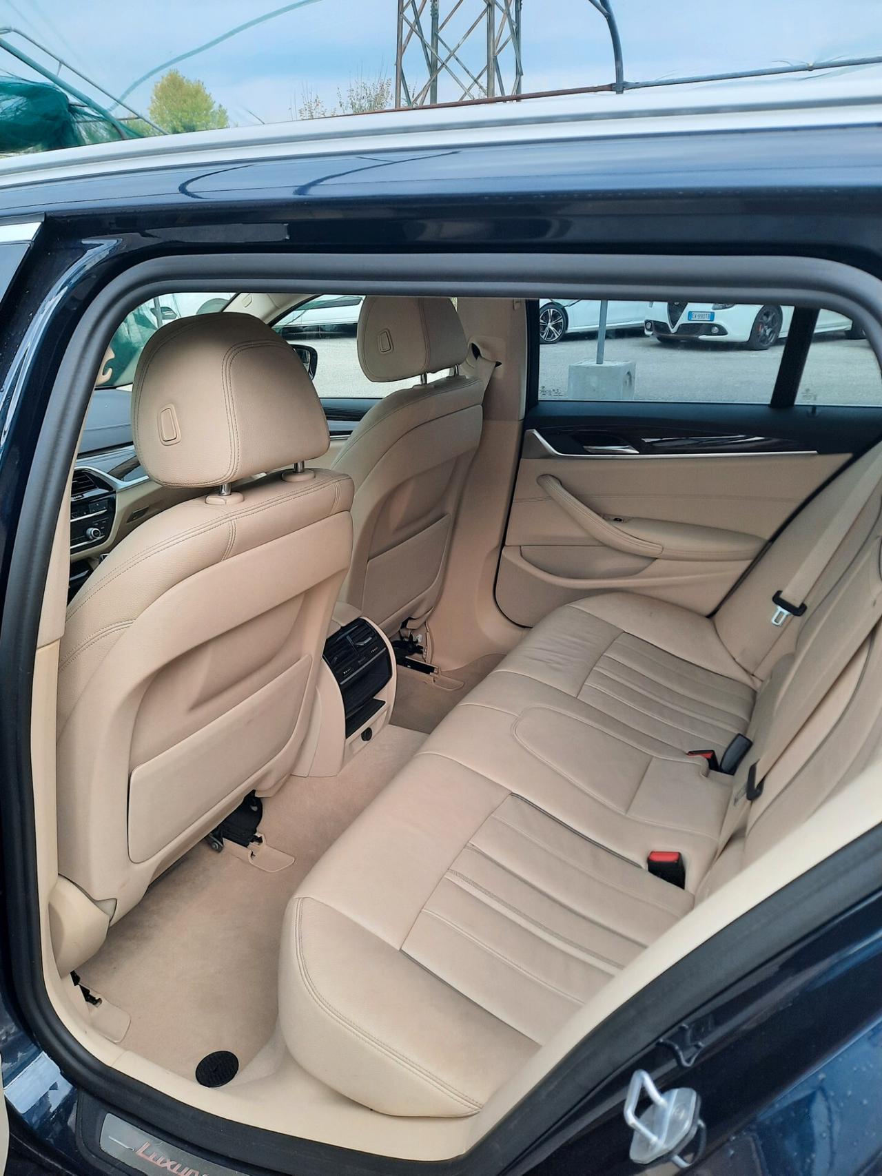 Bmw 520 520d xDrive Touring Luxury