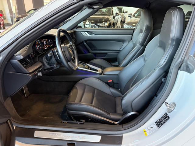 PORSCHE 992 Targa 4S SPORT DESIGN/ PORSCHE APPROVED