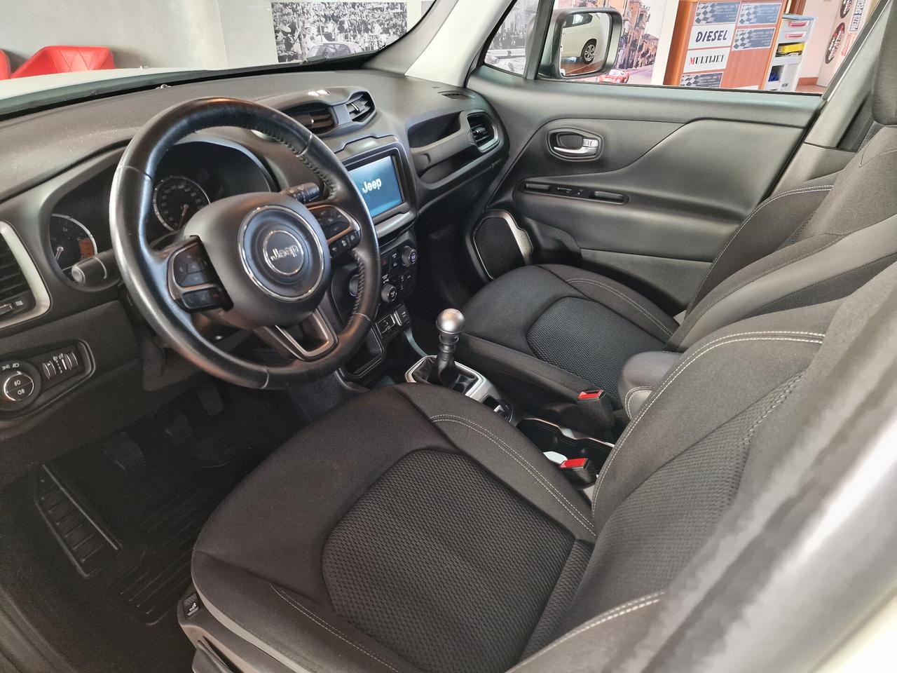 Jeep Renegade 1.4 MultiAir Limited full optional