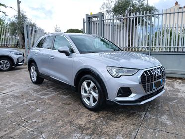 Audi Q3 35 TDI S tronic Business Advanced