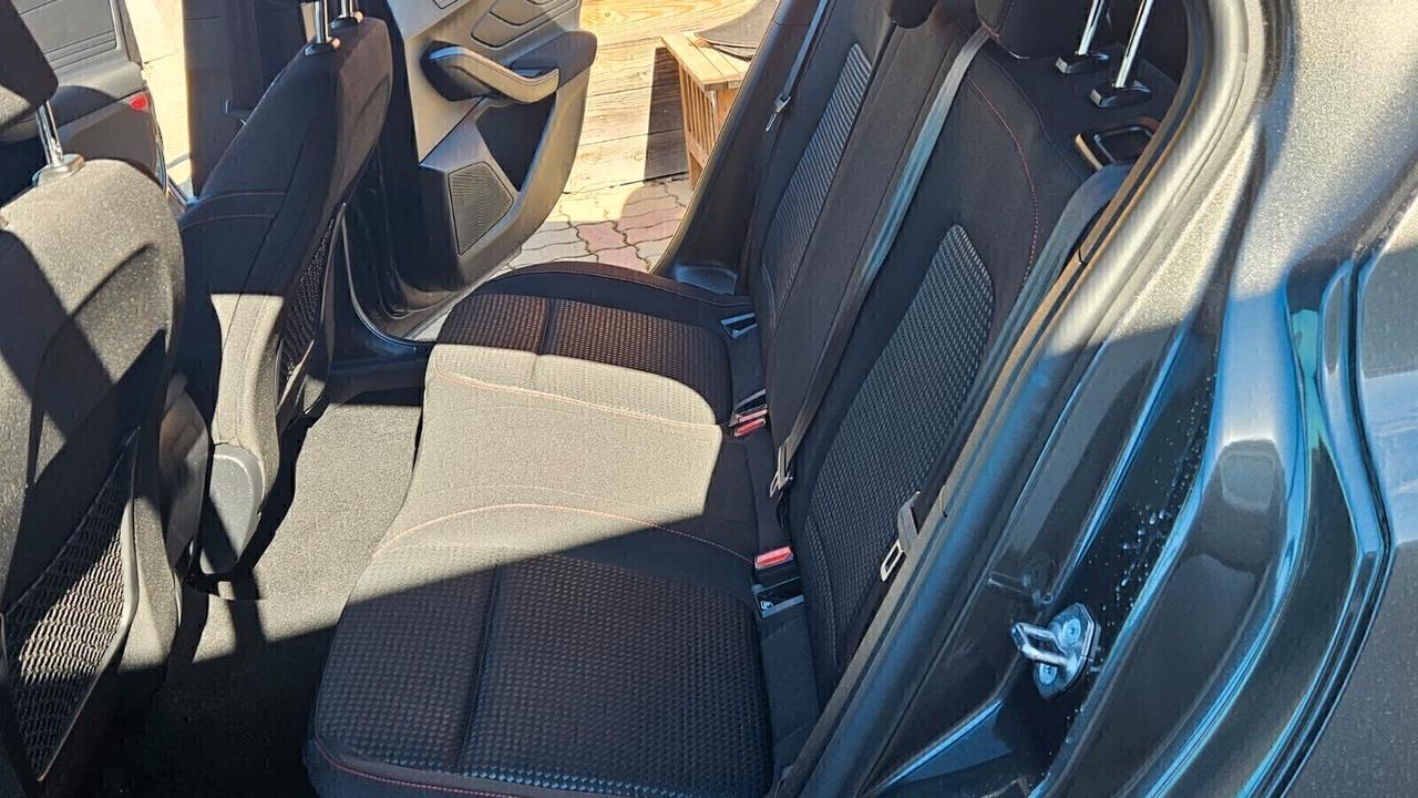 Ford Focus 1.0 EcoBoost Hybrid 125 CV 5p. ST Line X