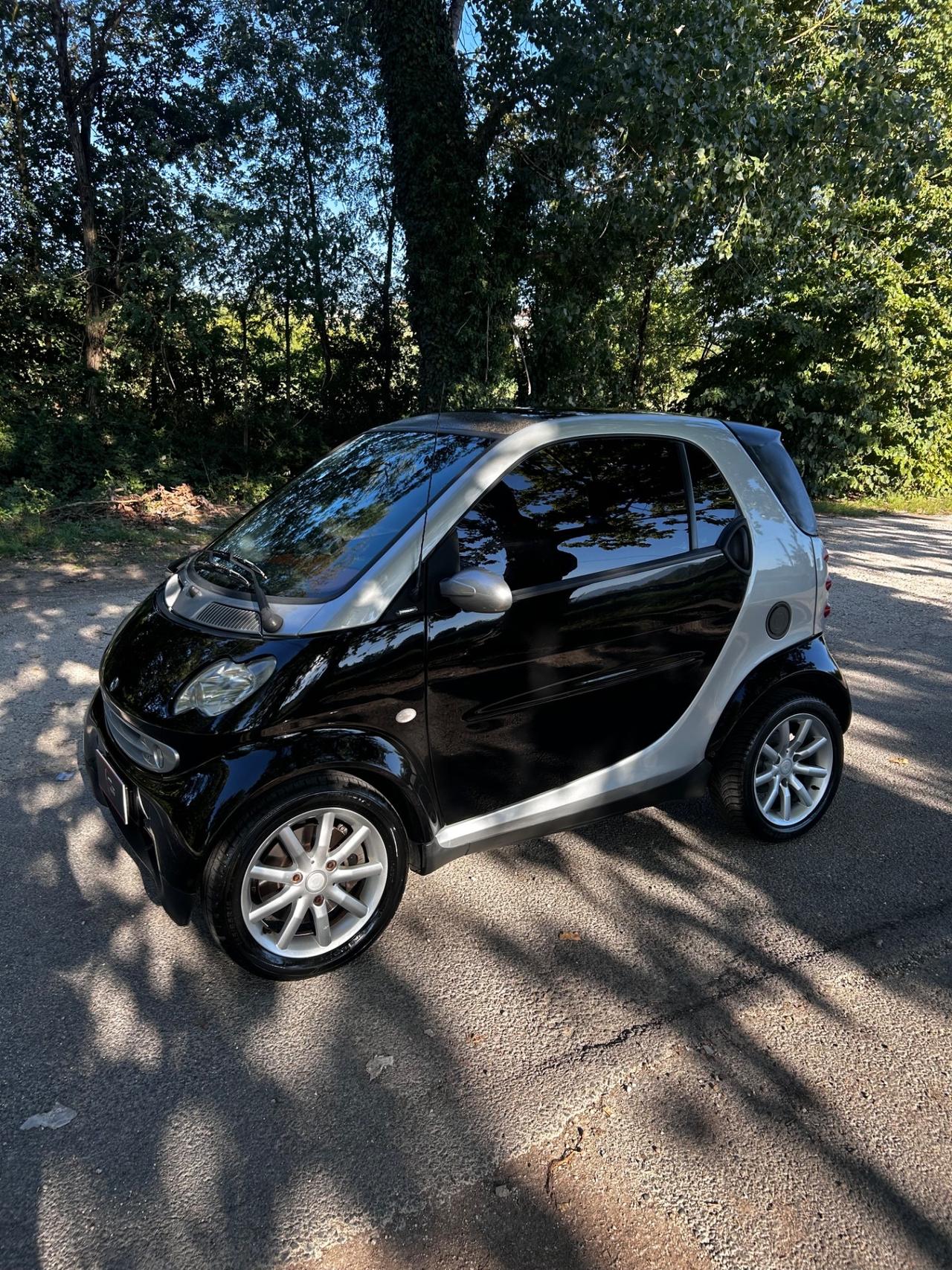 Smart ForTwo 700 coupé pure (37 kW)
