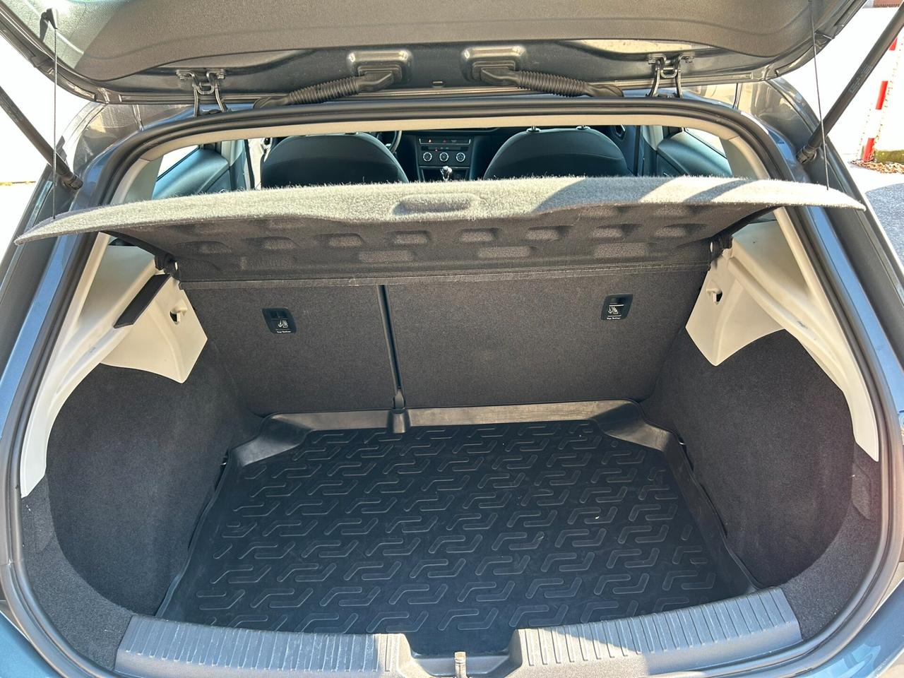 SEAT LEON 1.6 TDI 110CV EURO 6B - OK NEOPATENTATI