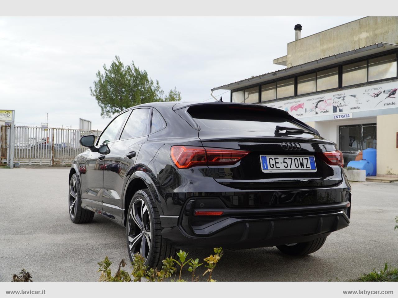 AUDI Q3 SPB 35 TDI S TRON S-LINE BLACK LINE