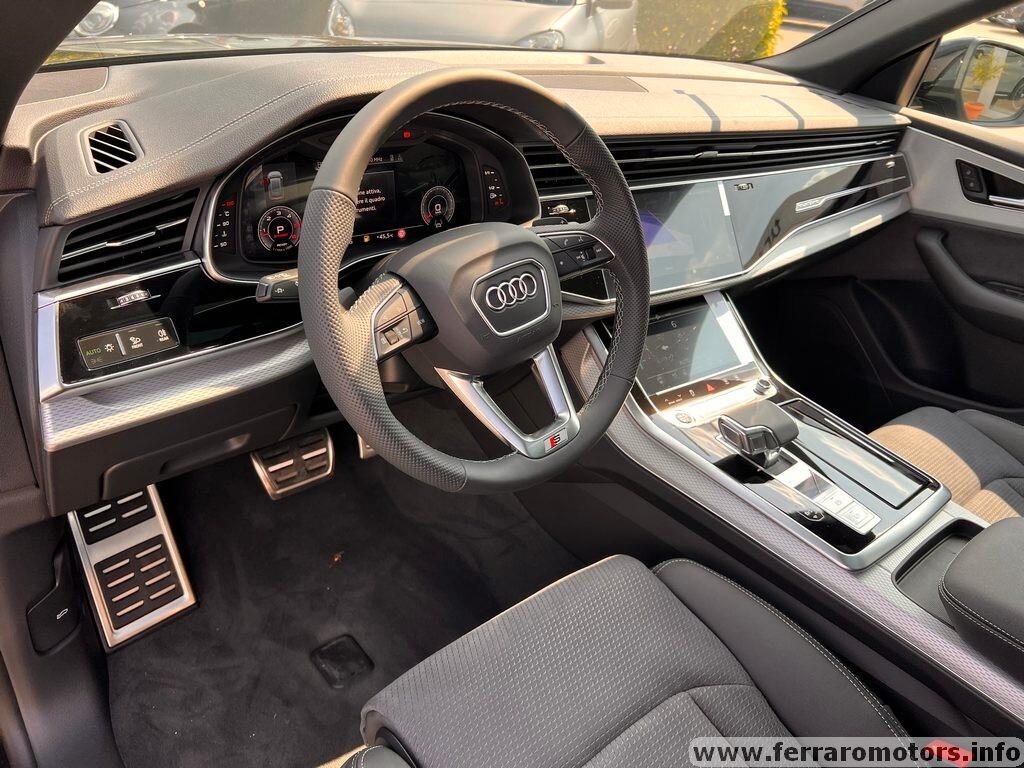 Audi Q8 SUV 50 TDI 286 CV quattro tiptronic S line edition pronta consegna