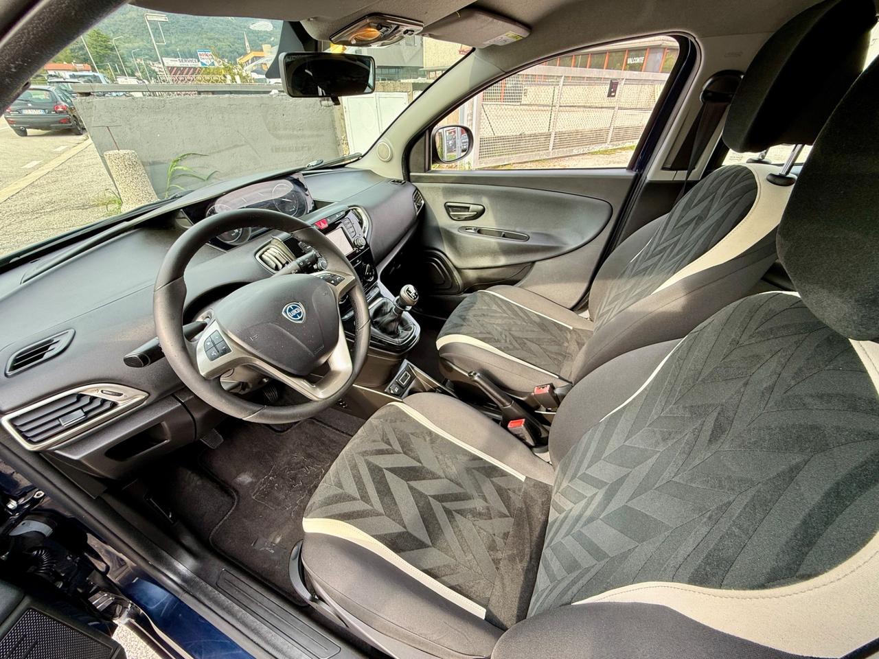 Lancia Ypsilon 1.2 69 CV 5 porte Platinum 104.000Km FULL