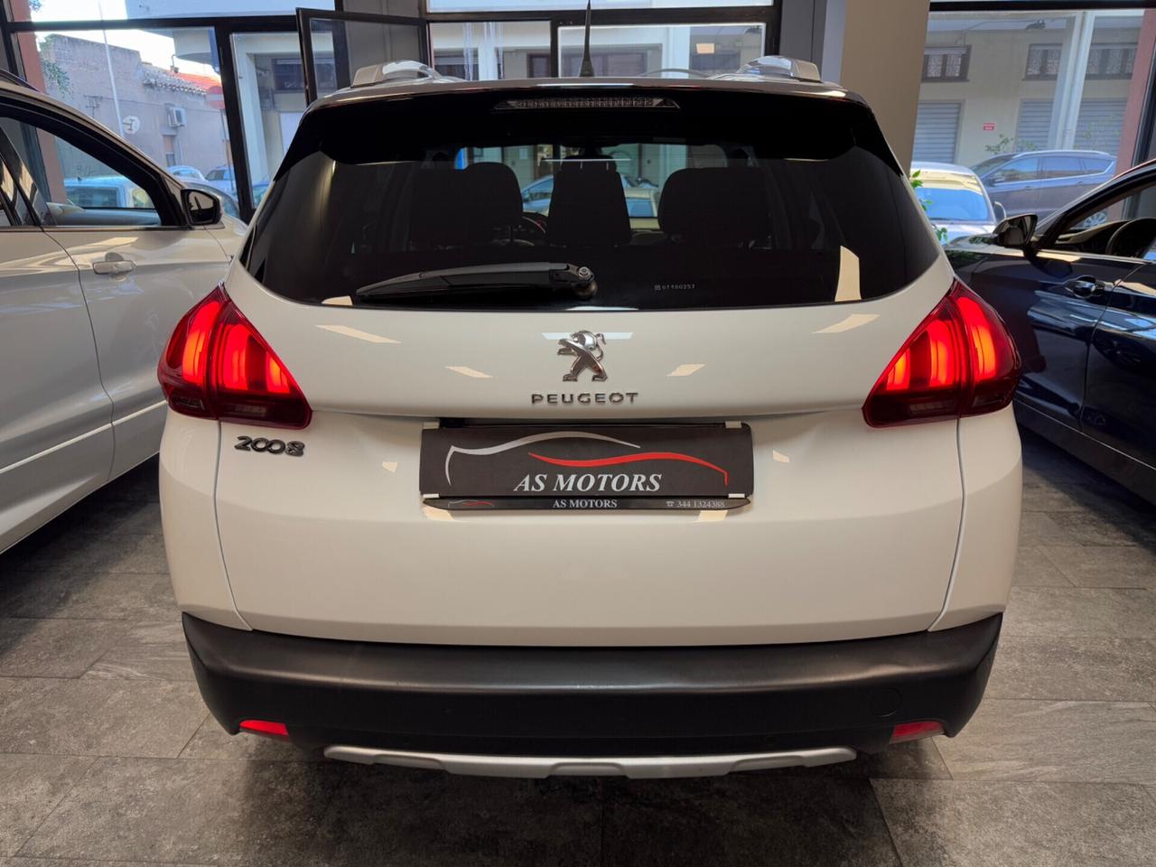 Peugeot 2008 BlueHDi 100 Allure