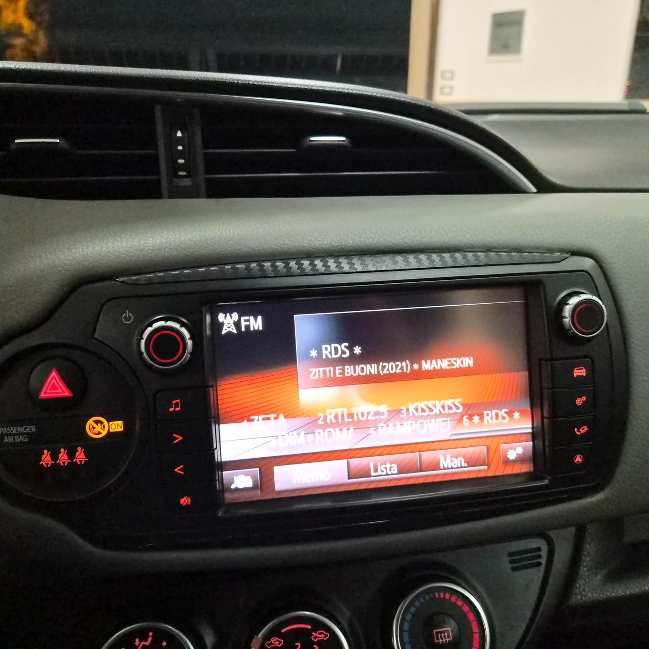 Toyota Yaris 1.0 5 porte Lounge