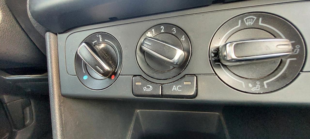 POLO 1,2 DIESEL 75 CV X NEOPATENTATI TELEFONO BLUETOOTH GOMME NUOVE IMPECCABILE