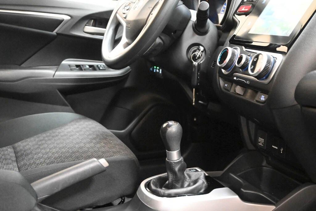 HONDA Jazz 3ª serie 15-20 Jazz 1.3 Comfort Con...