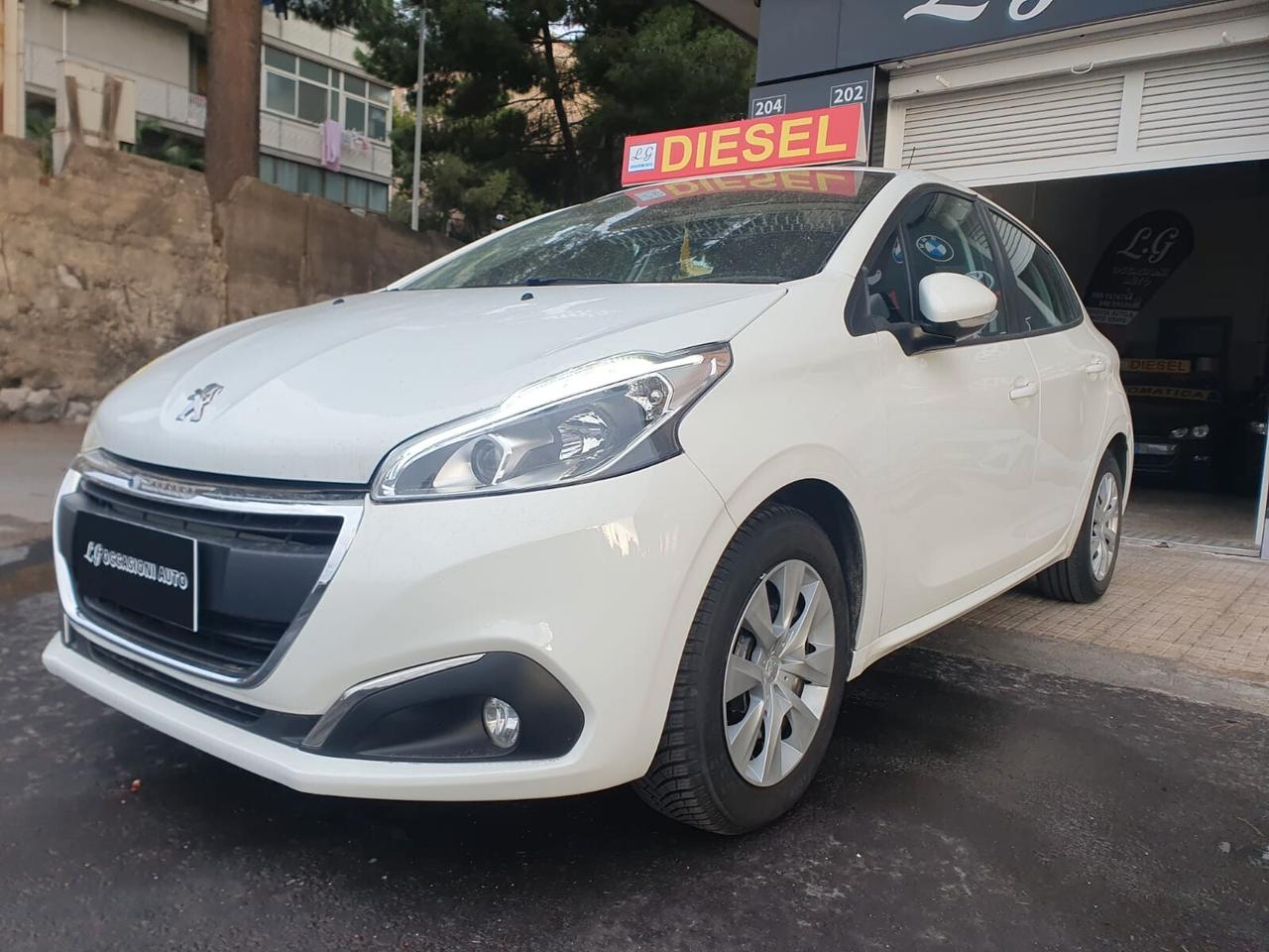 Peugeot 208 BlueHDi 75 5 porte Allure anno 2017 km118000