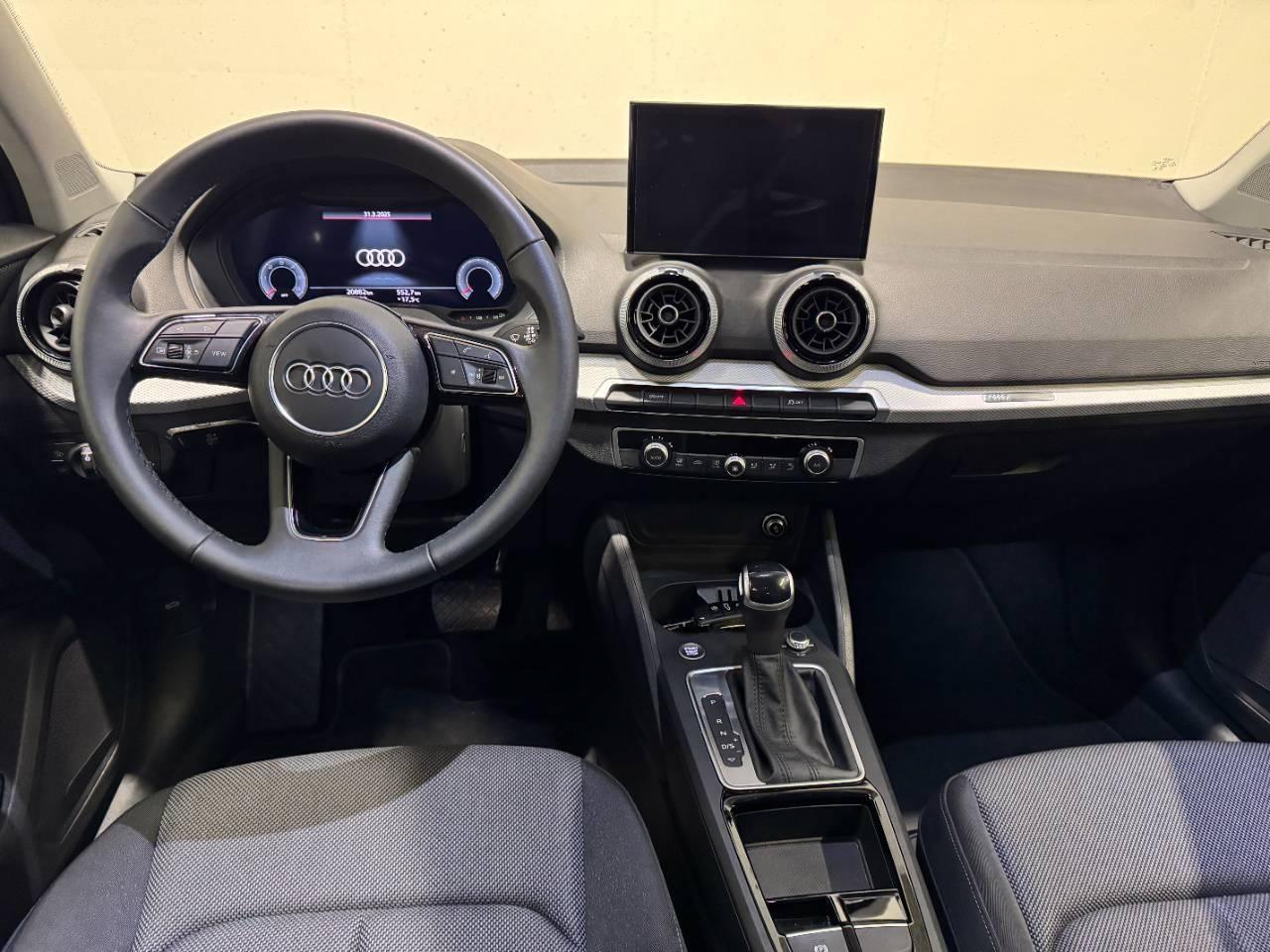 AUDI Q2 35 TFSI S-TRONIC S-LINE EDITION