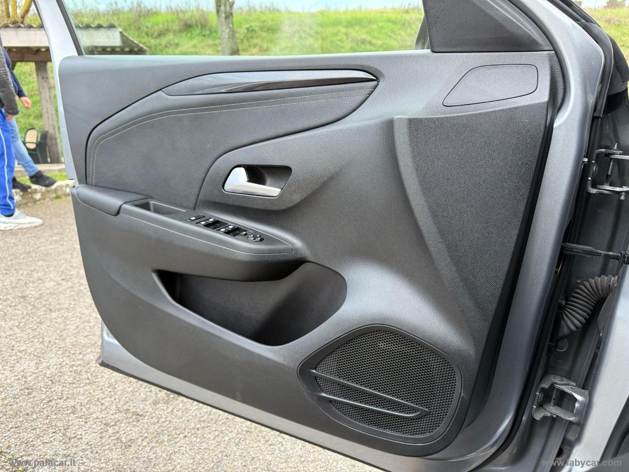 OPEL Corsa 1.2 Elegance