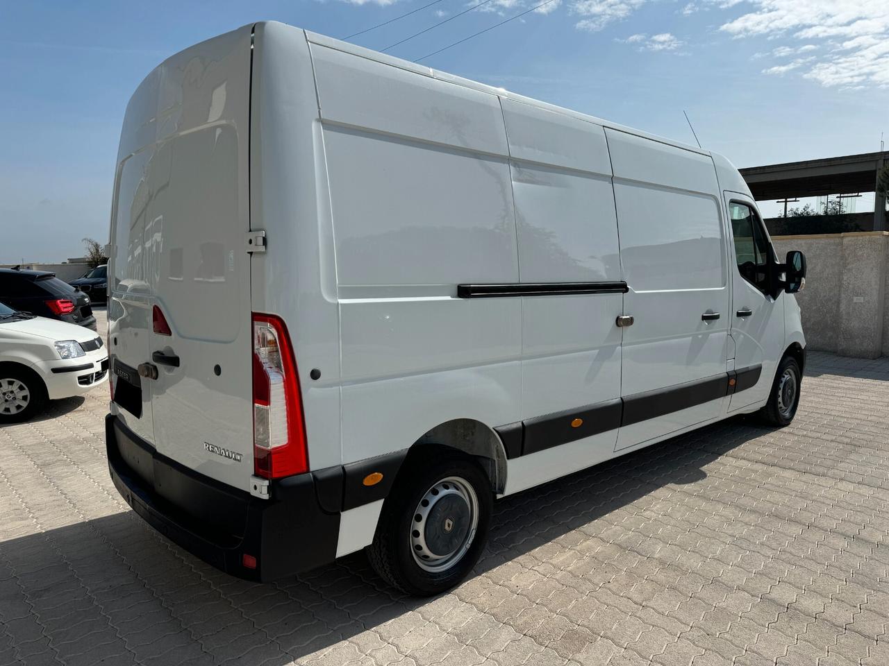 RENAULT MASTER T35 2.3 DCI/135 PL-TM FURGONE 2017