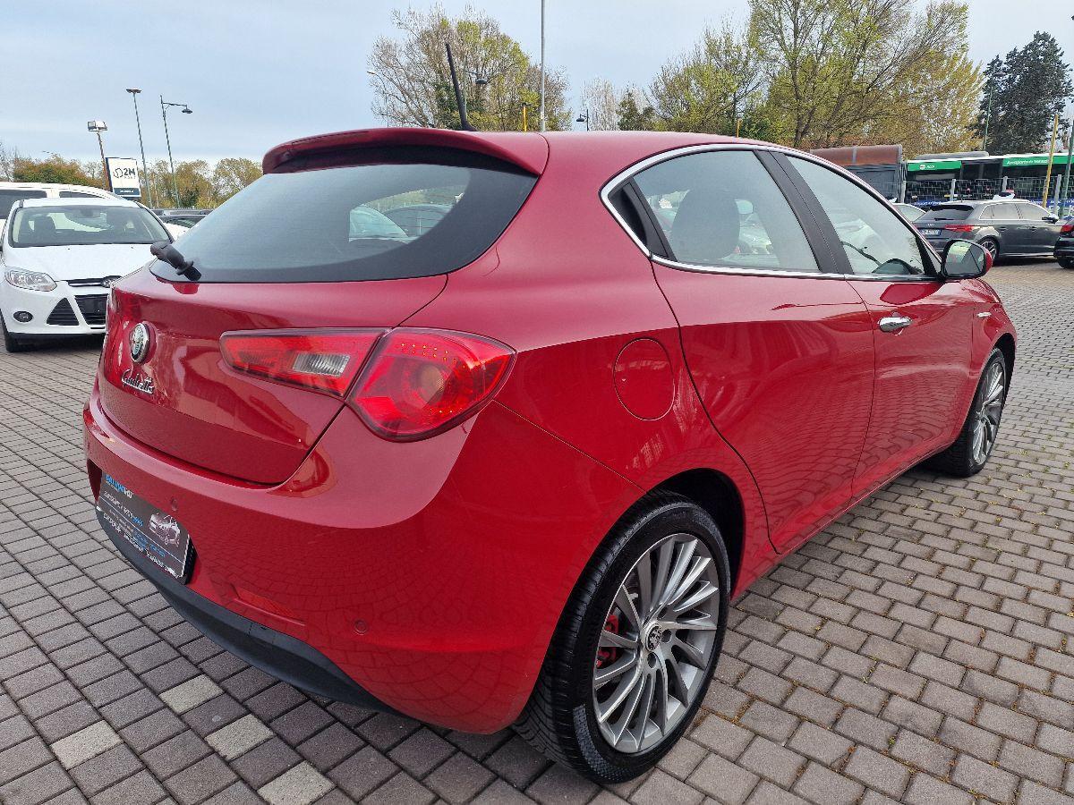 ALFA ROMEO - Giulietta - 1.6 JTDm-2 105 CV Progression