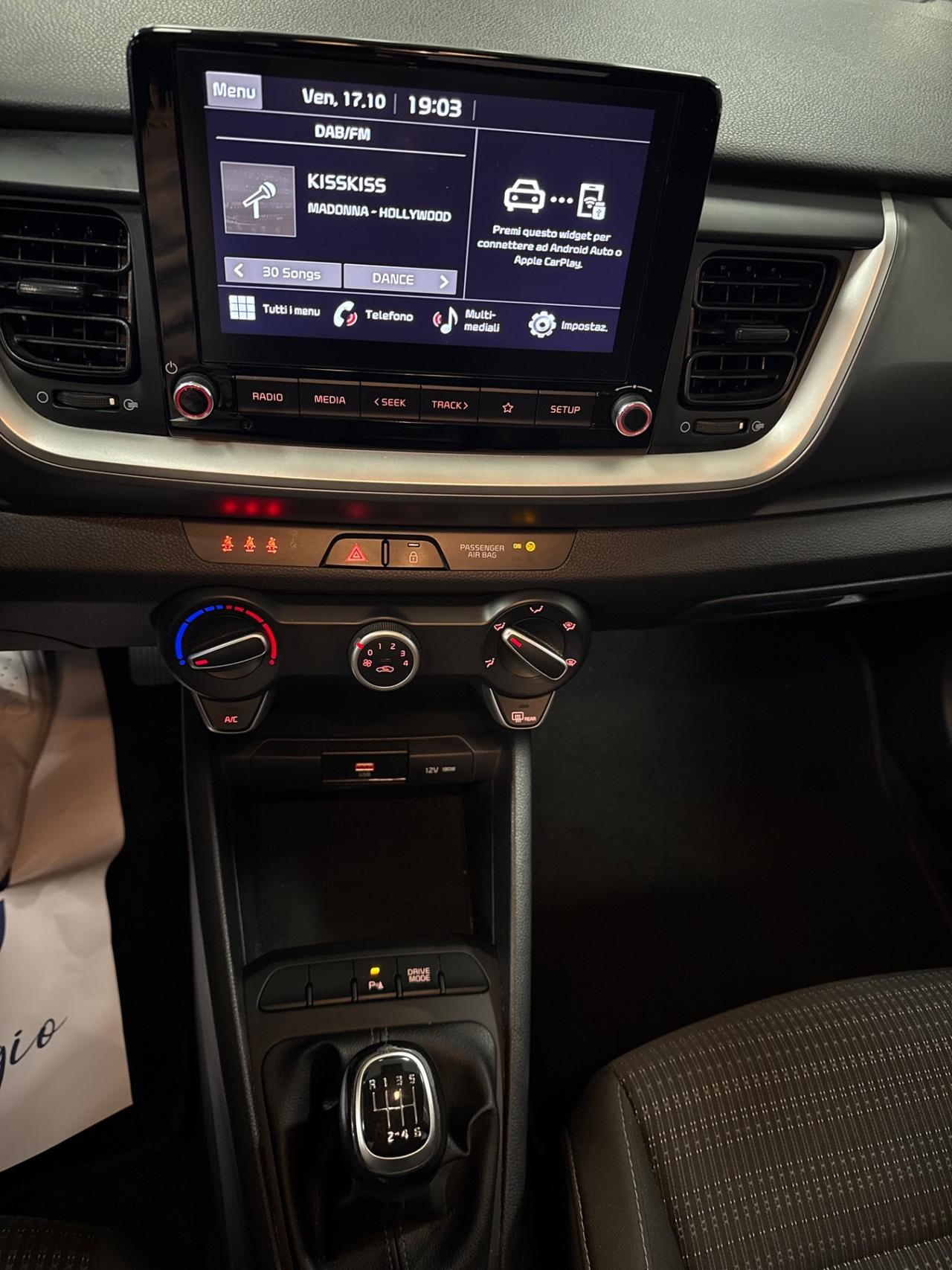 Kia Stonic 1.0 T-GDi 100 CV MHEV iMT GT Line