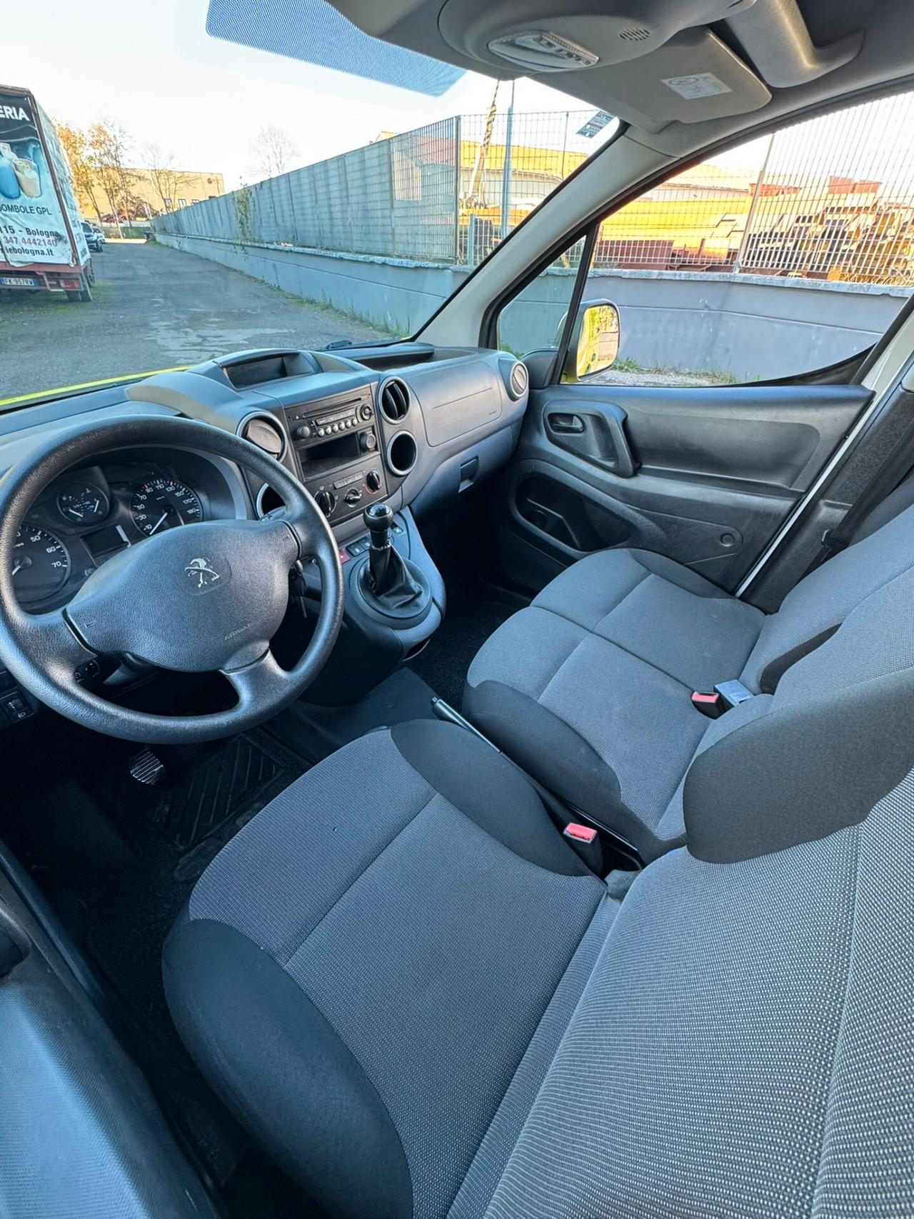 Peugeot Partner Tepee BlueHDi 100 Active