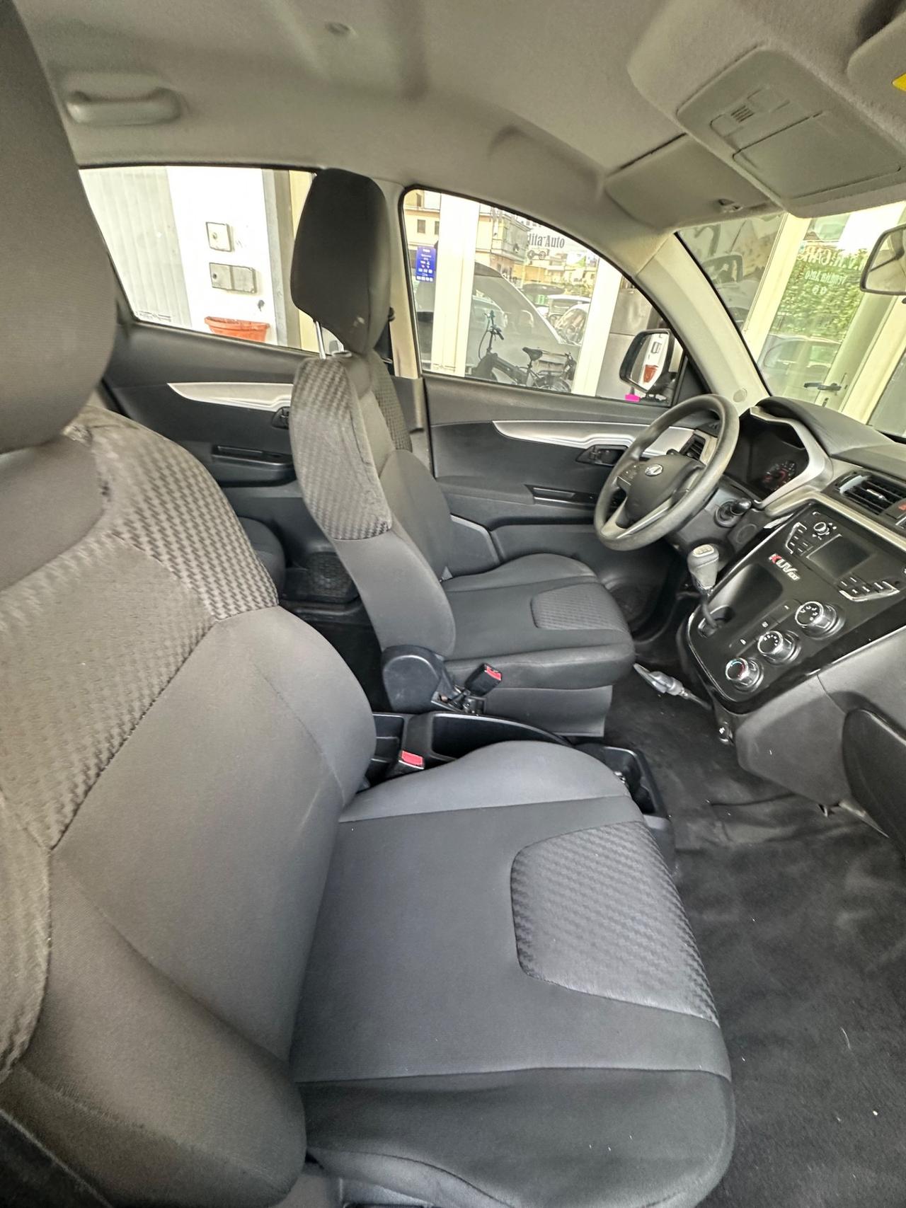 Mahindra KUV100 1.2 VVT K8