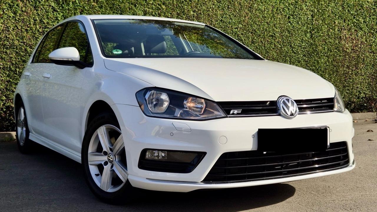 Volkswagen Golf VII 2.0 TDI R-LINE