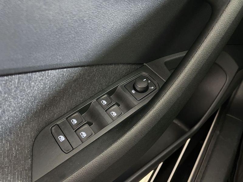 Škoda Kamiq Kamiq 1.0 tsi Black Dots 110cv
