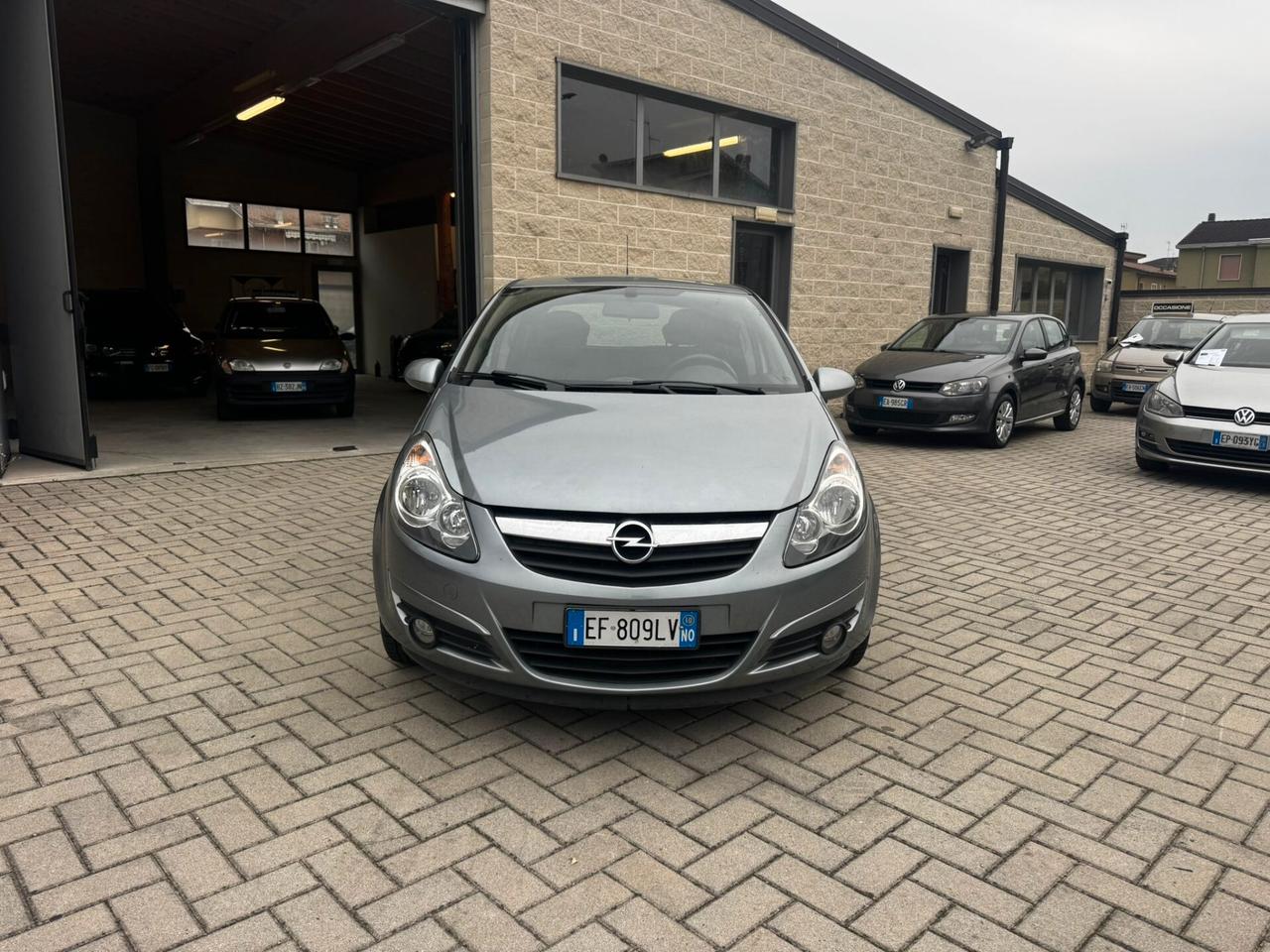 Opel Corsa 1.2 80CV 5 porte GPL-TECH Edition