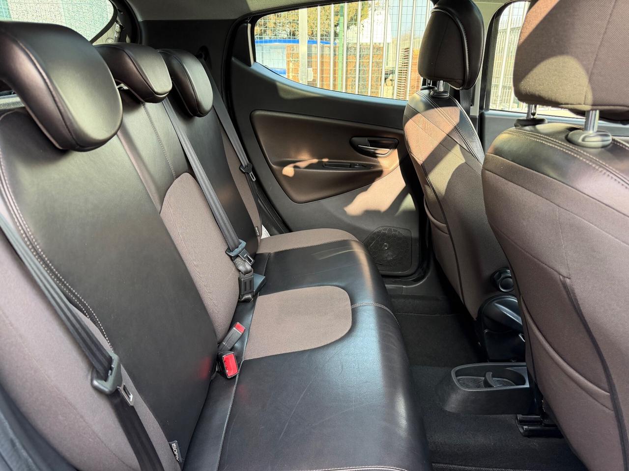 Lancia Ypsilon 1.3 MJT 16V 95 CV 5 porte S&S Elefantino