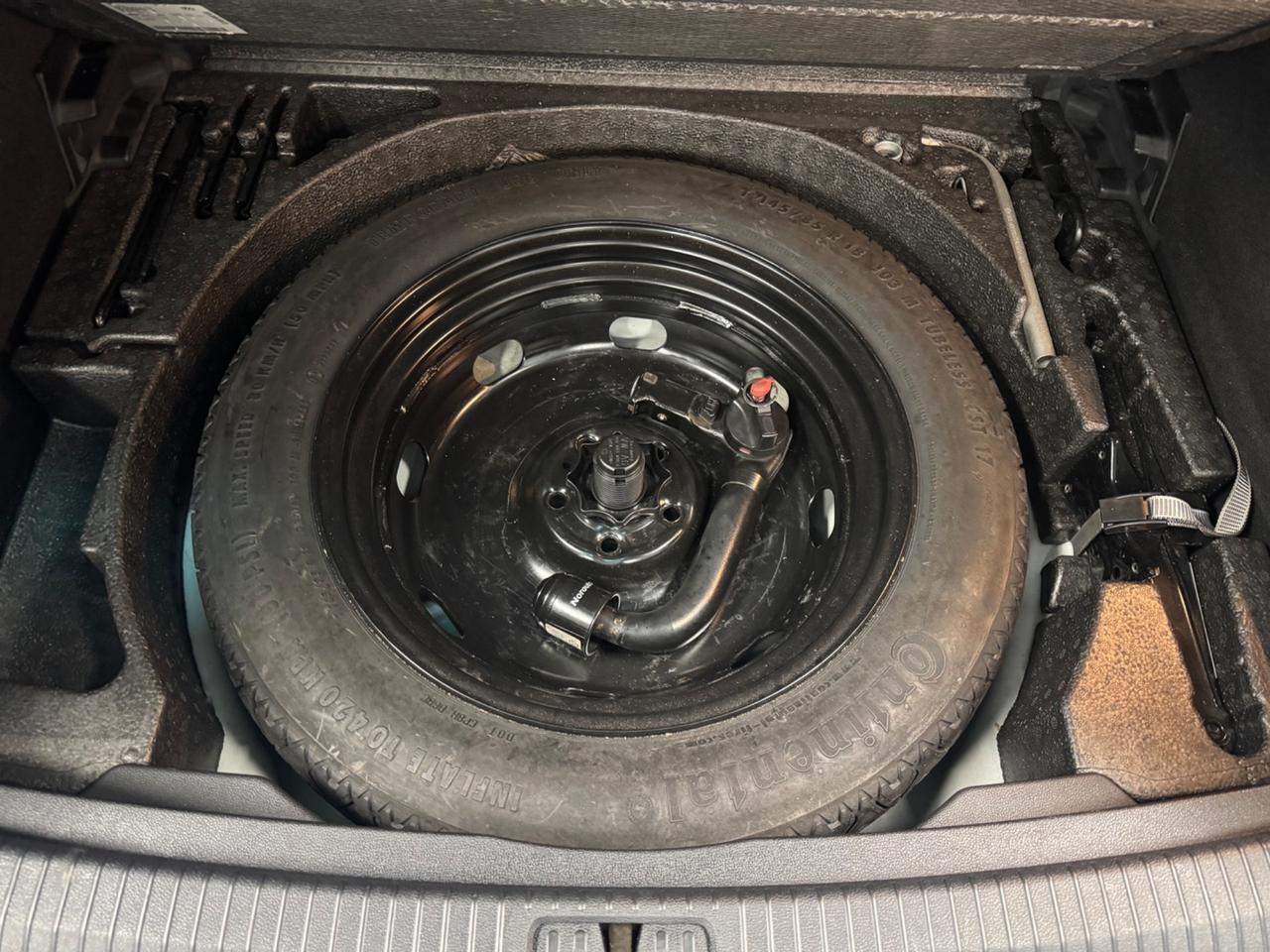 VOLKSWAGEN TIGUAN 2.0 TDI 190 CV TETTO APRIBILE