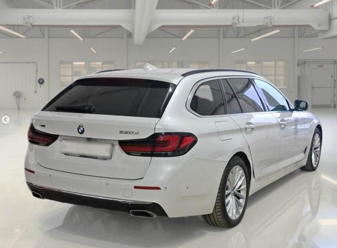 Bmw 520d xDrive Luxury auto 48v touring