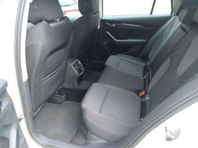 SKODA Octavia 2.0 TDI EVO SCR Wagon Executive COCKPIT RADAR LED+