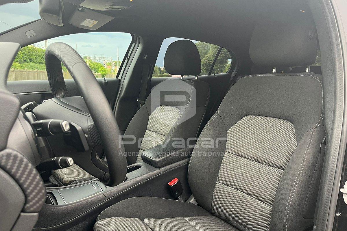 MERCEDES GLA 180 d Automatic Executive