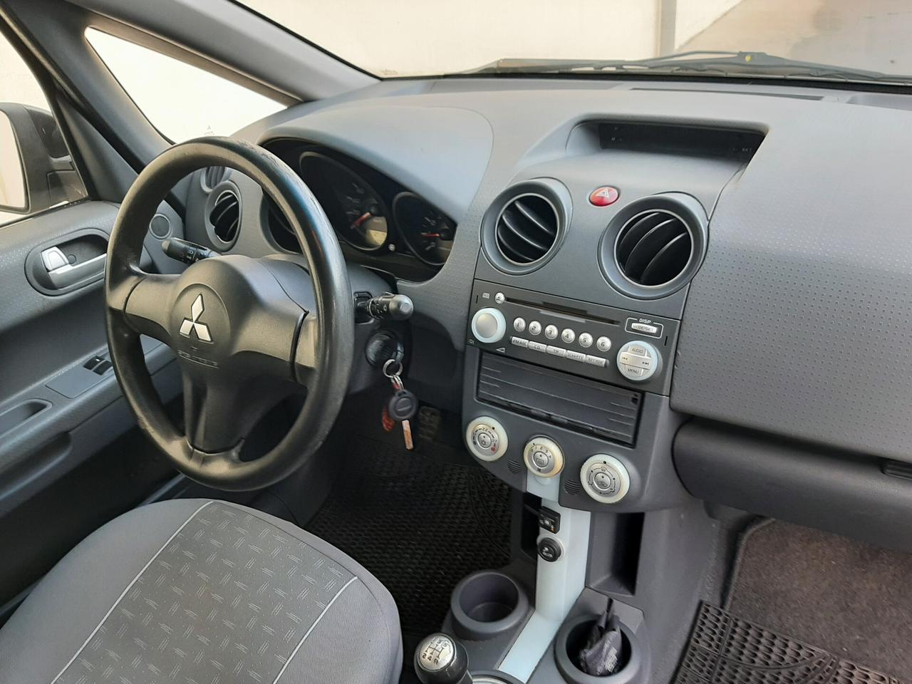 Mitsubishi Colt 1.3 16V 5p. Invite GPL