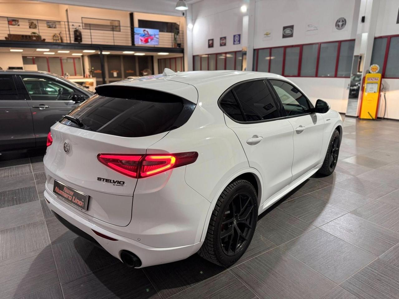 Alfa Romeo Stelvio 2.2 TD 210cv Q4 Veloce 2021