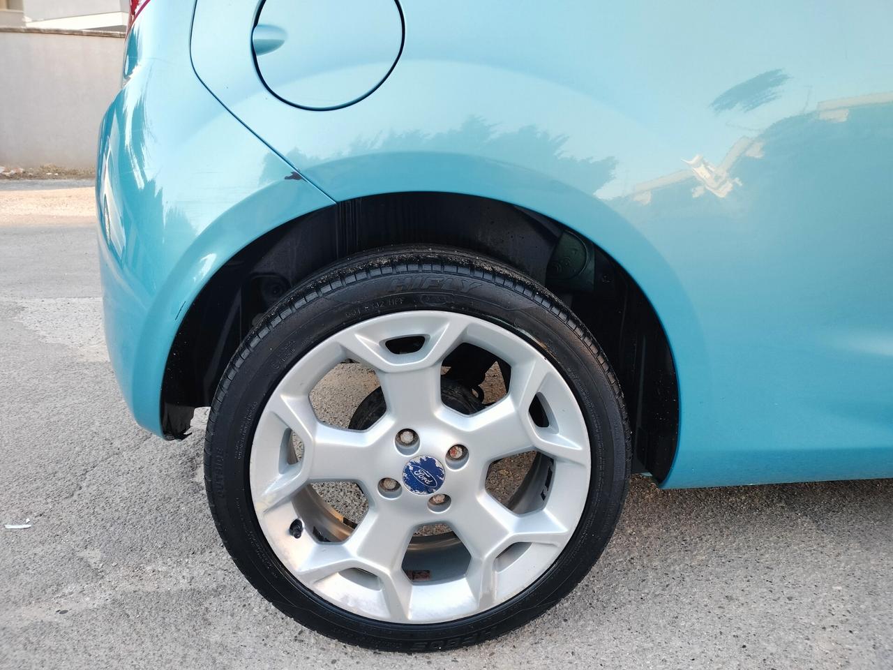 Ford Ka 1.2 8V 69CV Titanium