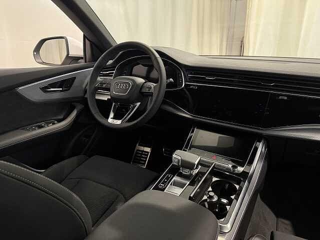 Audi Q8 55 TFSI e quattro tiptronic Sport