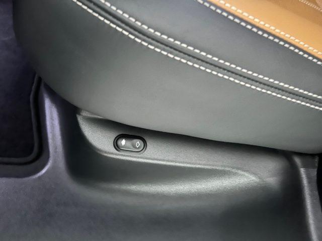 LAND ROVER Range Rover Velar 2.0D I4 204 CV R-Dynamic S