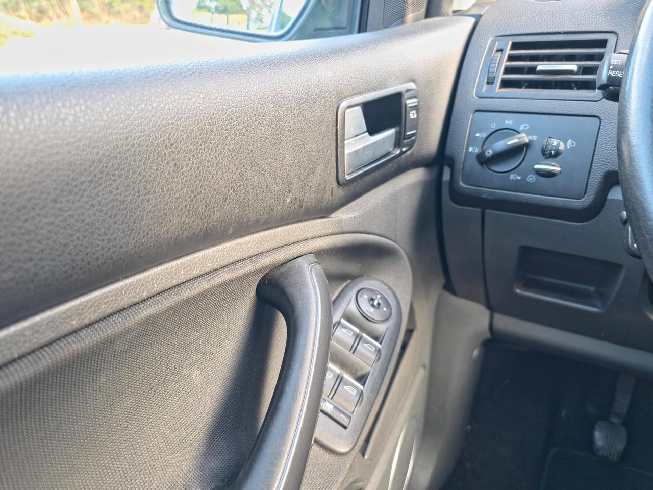 Ford C-Max 1.6 TDCi 110 CV Titanium DPF E4 Manuale NEO 2009