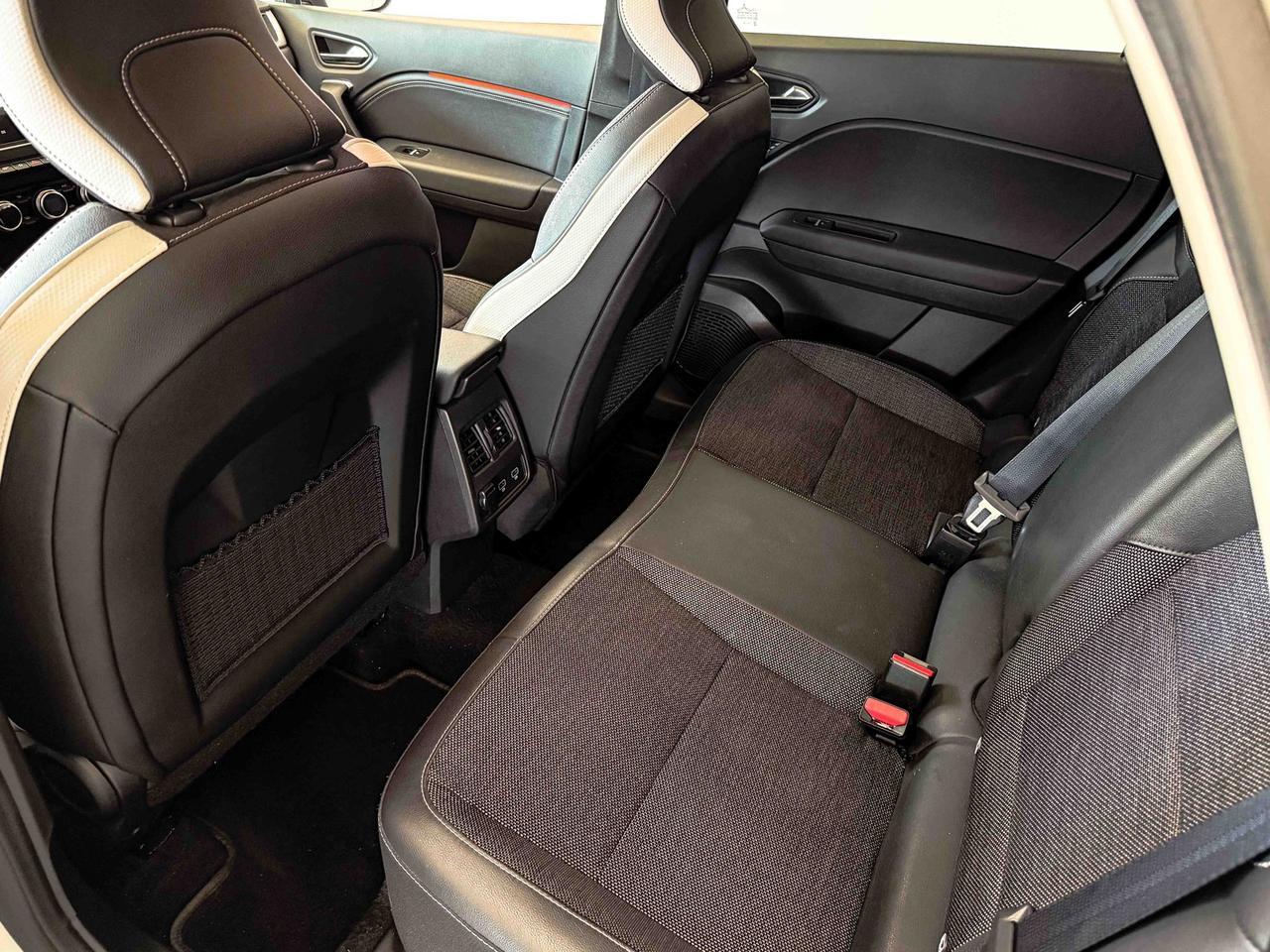 Renault Captur 1.6 e-tech phev intens 160cv auto