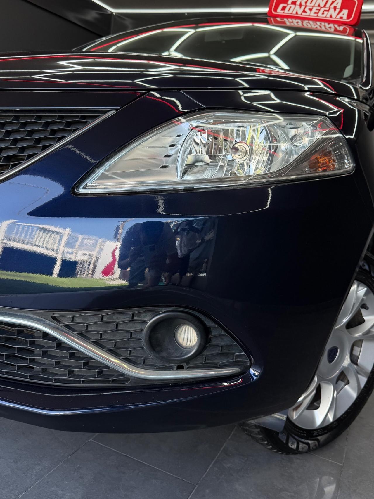 Lancia Ypsilon 0.9 Benz. /Metano Ecochic Platinum 2016