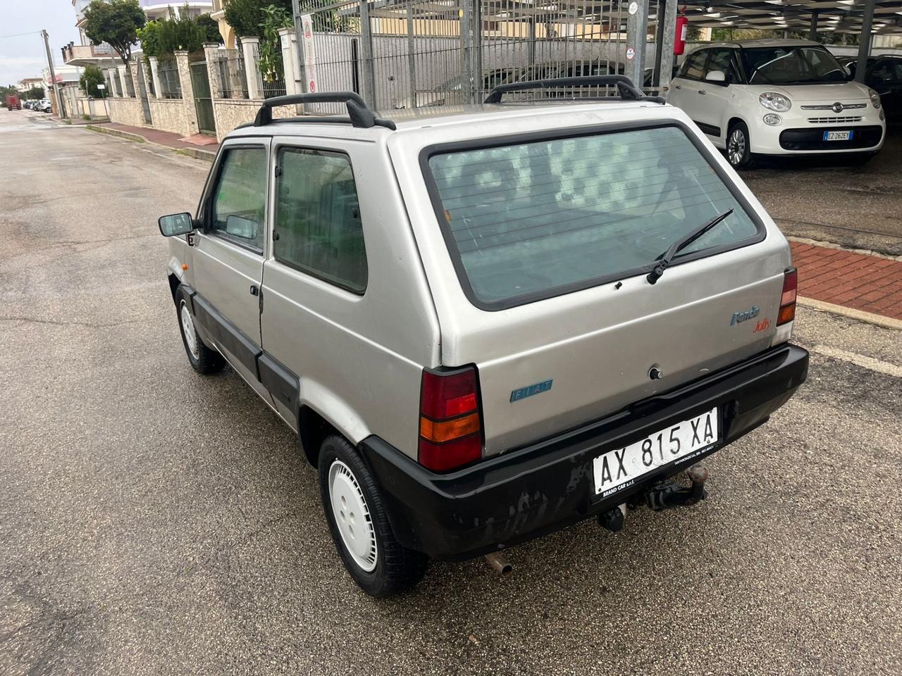 Fiat Panda 900 i.e. cat Hobby Gancio traino