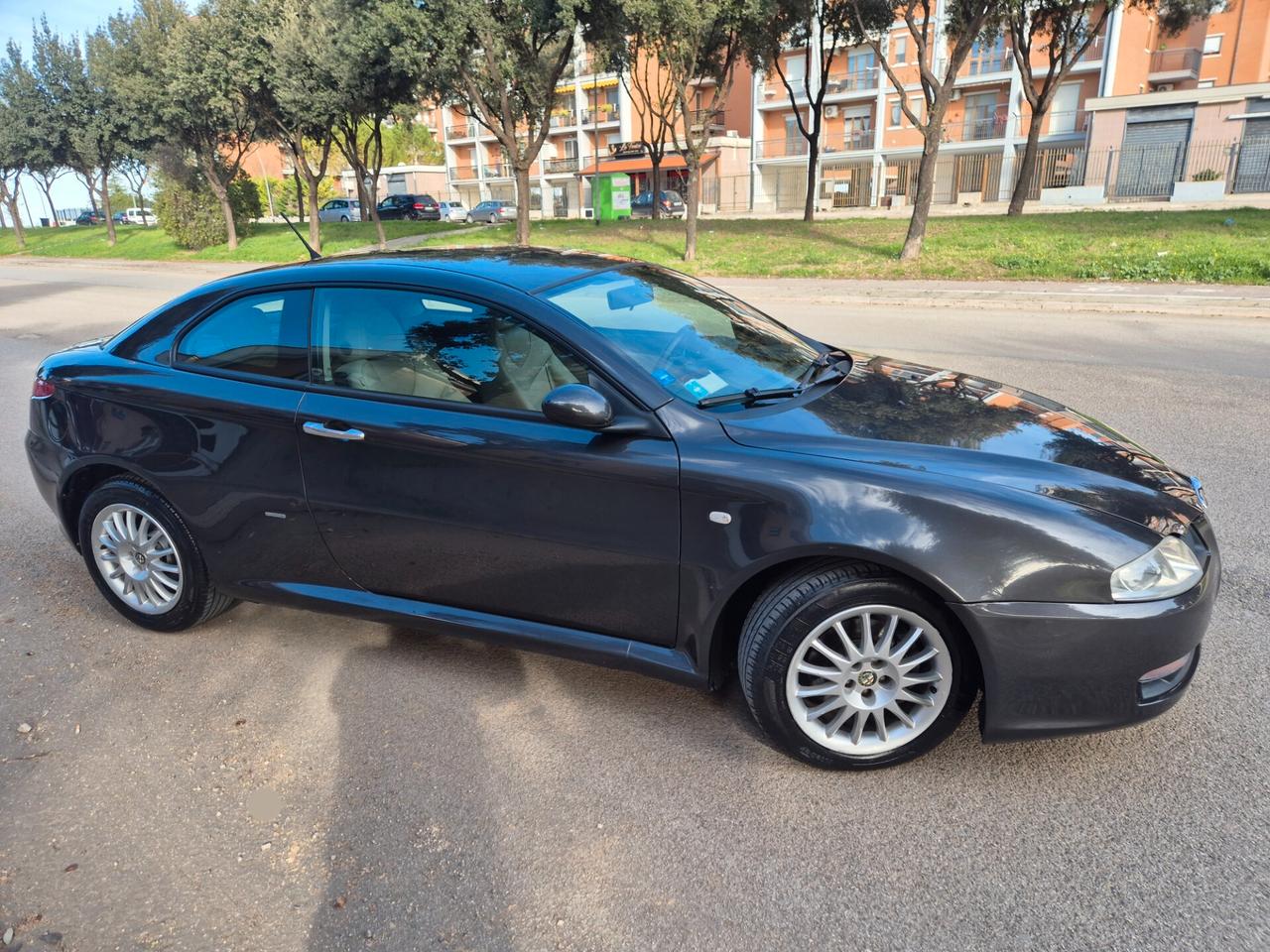 Alfa Romeo gt 1.9 150cv multijet anno 07