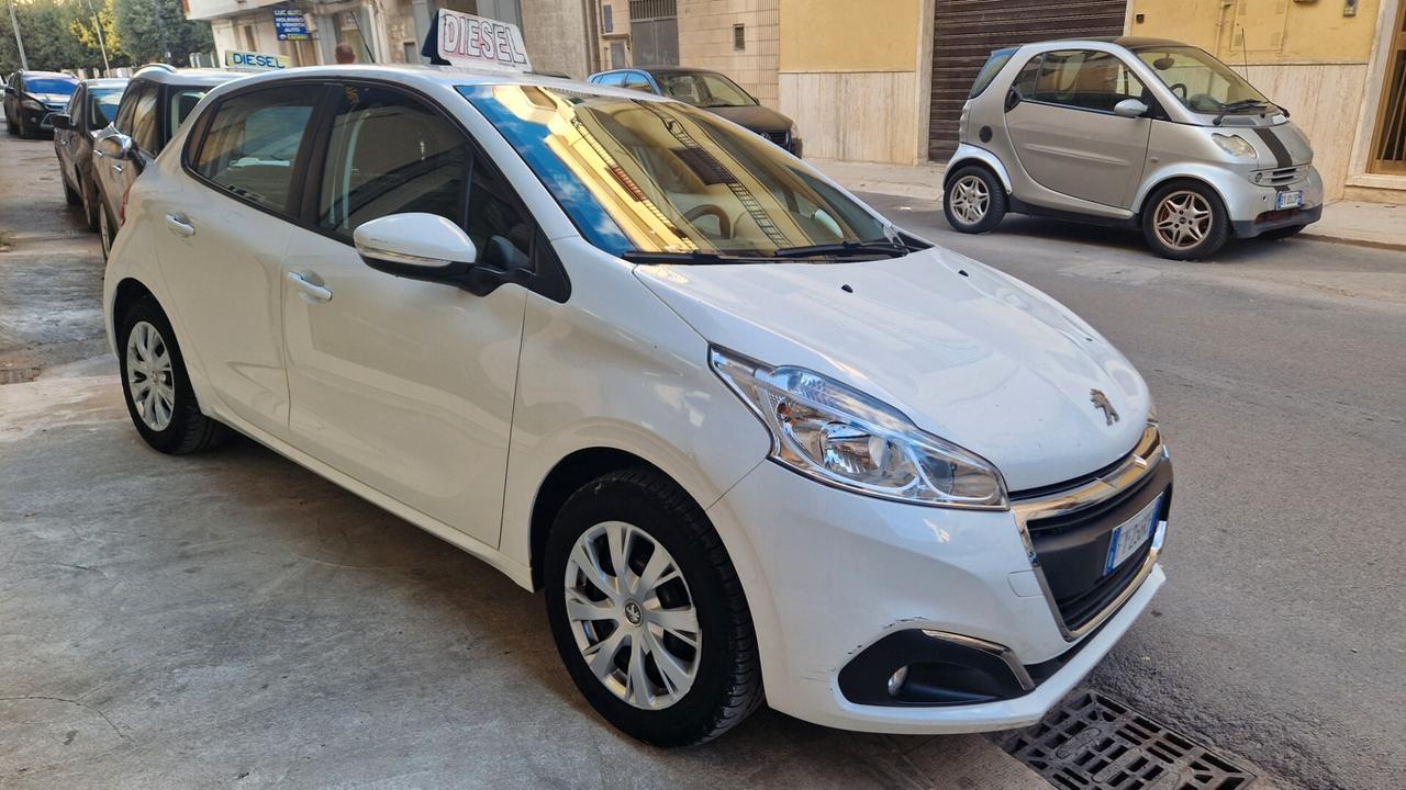 Peugeot 208 BlueHDi 75 5 porte Active