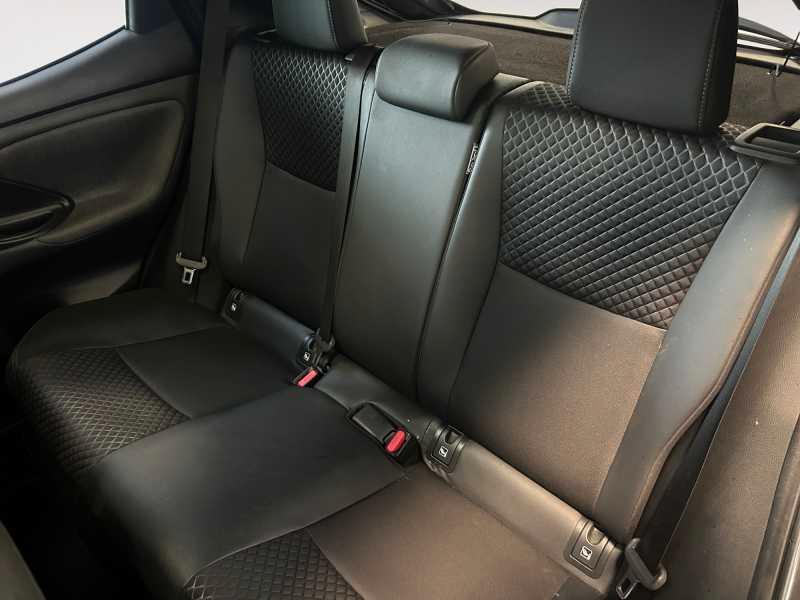 TOYOTA Yaris IV 2020 - Yaris 1.5h Lounge