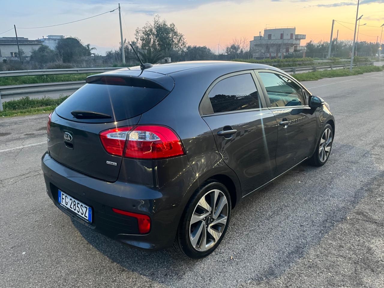 Kia Rio 1.1 CRDi 5p.S&S High Tech Unipro 2016