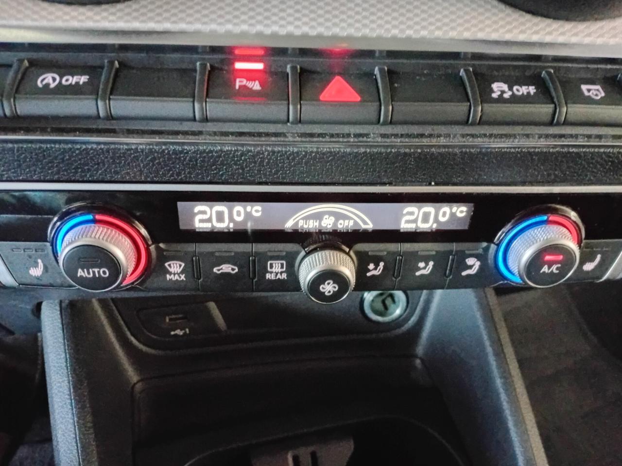 Audi Q2 30 TFSI Business